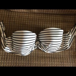 VS Swimsuit Top W/Straps